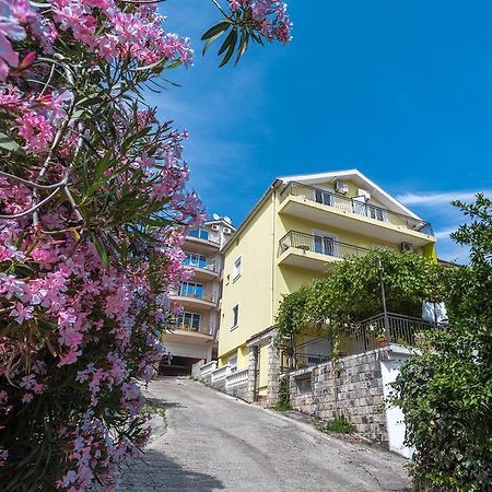 Adriana Apartments Herceg Novi Dış mekan fotoğraf